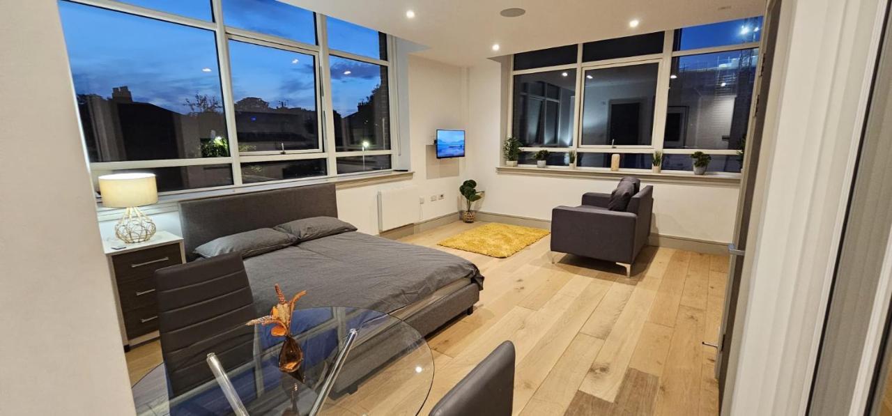 Studio Flat In Tottenham 런던 외부 사진