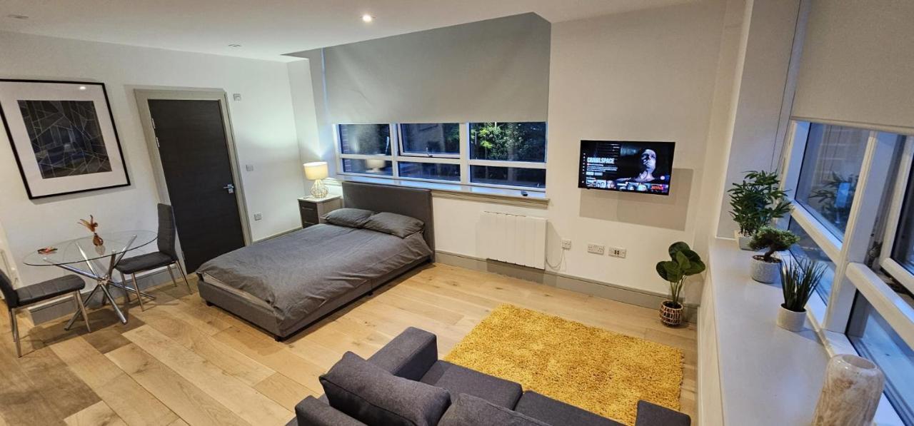 Studio Flat In Tottenham 런던 외부 사진